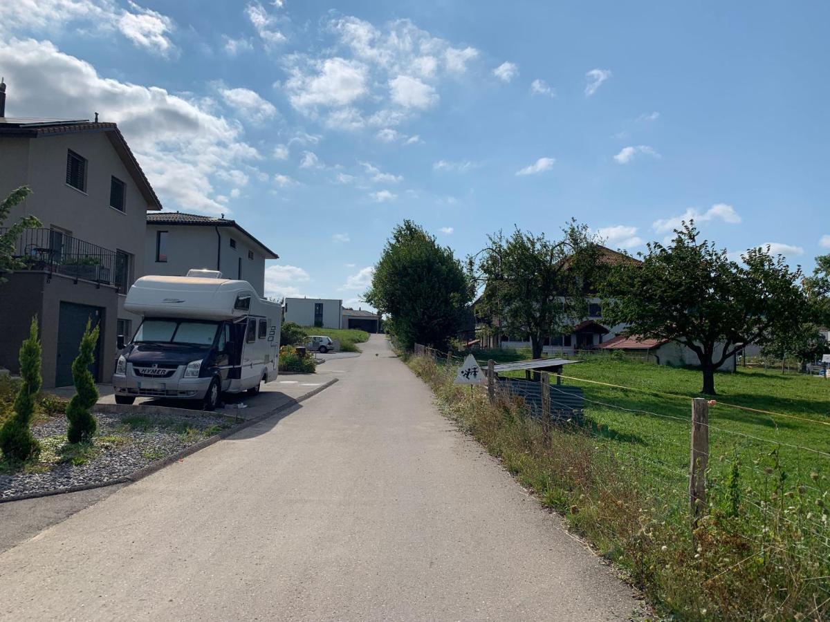 C&C Motorhome/Rv/Caravan/Van Park La Sonnaz Luaran gambar